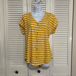 Old navy short sleeve top L